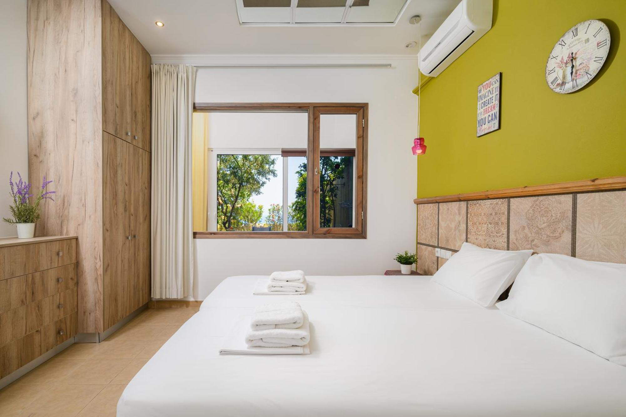 More Crete Village House Koutouloufari - New Outdoor Pool - 6 Guests 赫索尼索斯 外观 照片